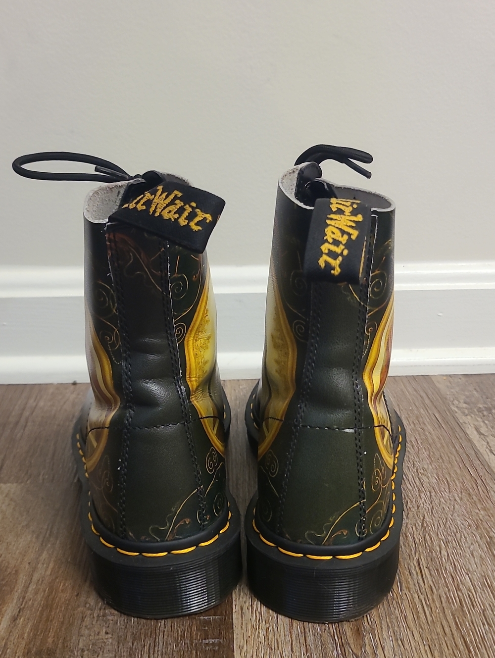 RARE Dr Martens Pascal Di Paolo Museum Collection - Picture 7 of 8